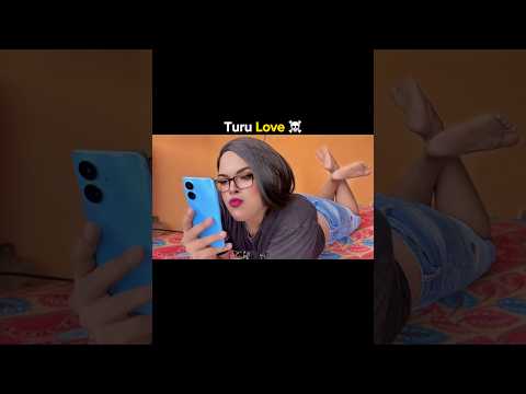Saali de rahi thi Phone pe Pappi 😘🫵🏻🤣