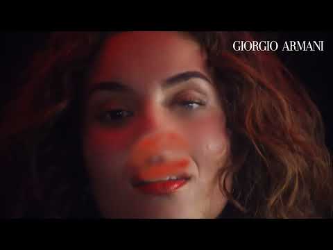 The ultimate daring duo - SÌ EAU DE PARFUM and the new SÌ PASSIONE EAU DE PARFUM RED MUSK