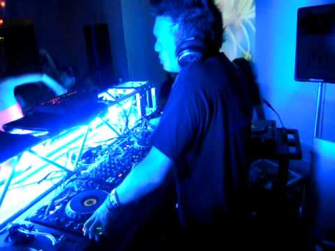 DAISHI DANCE plays Marie Digby's "Avalanche" DD remix