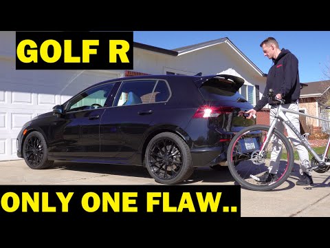 The Golf R Has One Flaw and It’s NOT the Interior - 2025 Volkswagen Golf R Black Review