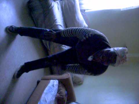 that girl can dance lmaooooooooooooo.