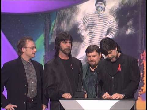 Alabama Wins Favorite Country Band/Duo/Group - AMA 1998