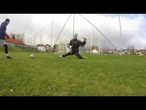 Goalkeeper Training FK Poprad U17,16 - one on one (block) part 1.
