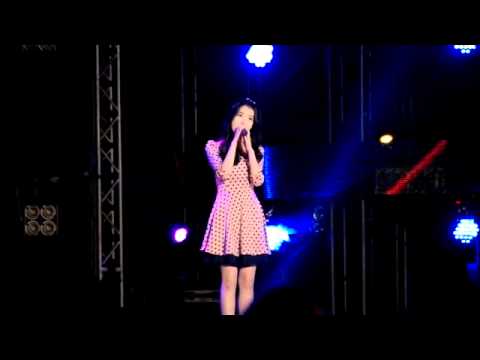[111008]  Chuncheon Big Concert - IU - Someday (fancam)