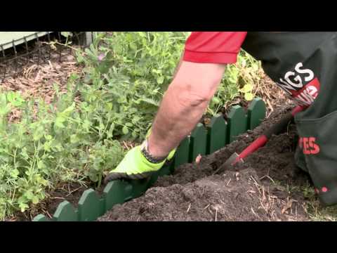 How To Install Garden Edging - DIY At Bunnings
