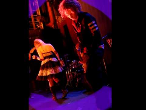 Taxi Doll "Easy" - Live Montage