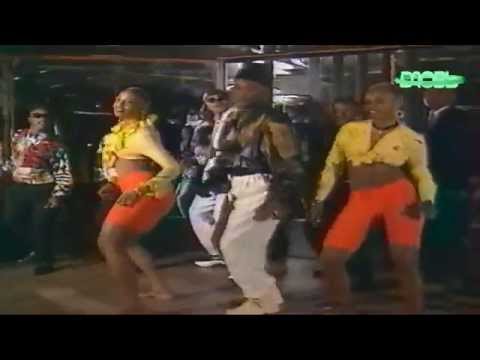 download lagu mp3 mp4 Koffi Olomide Julia, download lagu Koffi Olomide Julia gratis, unduh video klip Koffi Olomide Julia