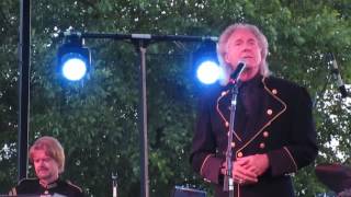 GARY PUCKETT &quot;Better Sit Down Kids&quot;  6/15/2017