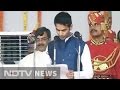 Tej Pratap Yadav Lalu Yadav S Debutant Son Repeats Oath After Flub