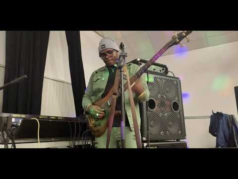 MOTAMO Gowouss et Kay -Mbiwi Fin (Vidéo Officielle) by NABDÉ Dans La Party