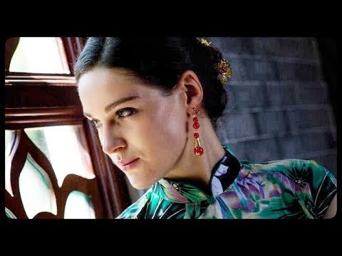 What kind of clothes did people wear in China?