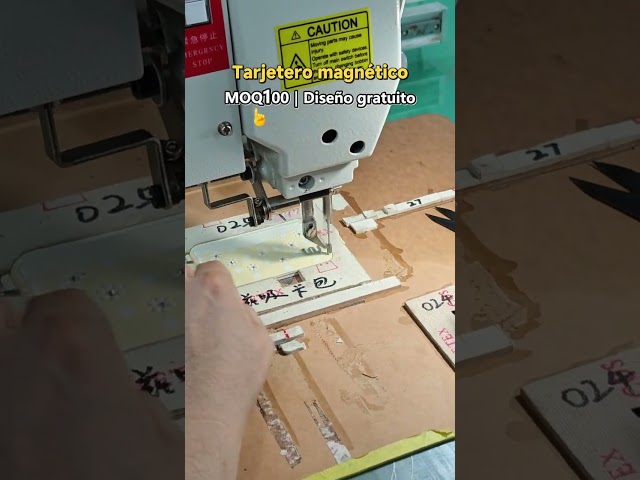 Vídeo relacionado con NCONCO Caja de almacenamiento de tarjetas comerciales, caja de almacenamiento de tarjetas para tarjetas intercambiables, capacidad para más de 1750 tarjetas, cierre magnético, funda para tarjetas