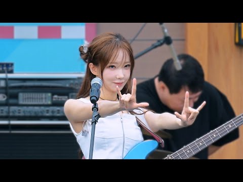 QWER 마젠타 세로직캠 / 250719 캐리비안베이 워터 뮤직 풀파티 / #QWER  #Magenta #Fancam