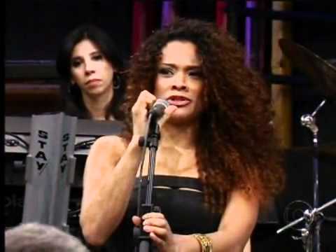 Leilah Moreno   Altas Horas fala sobre primeiro show