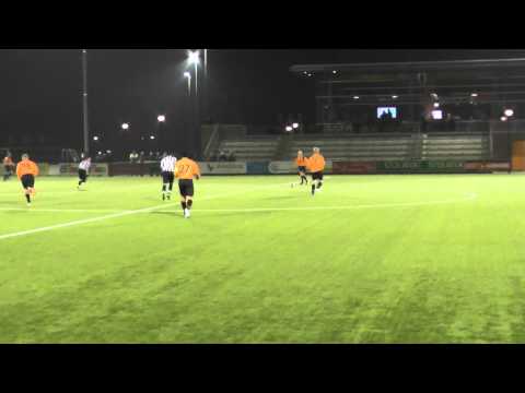 4 mrt 2014 VV De Meern B1 - Hercules B1 vr 10-2 Doelpunt Mehmet, assist Redouane (?) (1-1)