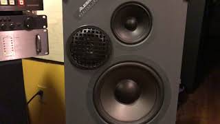 Video thumbnail for Alesis Monitor Two /S T U D I O R E F E R E N C E M O N I T O R by rodrigo mery