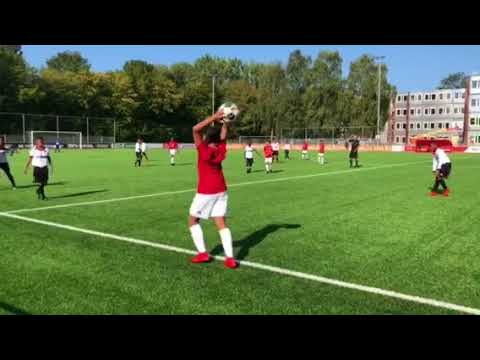 Beker: Zeeburgia JO13-2. - Fortius JO13-1