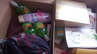 Unboxing Avon c14 2019 | 2 cutii cu produse | Eșarfă si geantă cadou