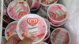 Drama of buying Walls ice cream with strawberry and chocolate flavor at Indomaret⁉️ I like ice cr...