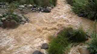 preview picture of video 'Crecida del río Jimbe'