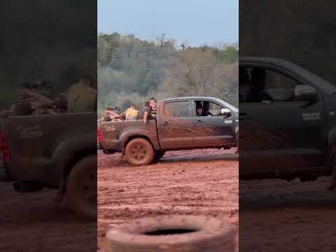 #toyotahilux #jeep #offroad #offroading #offroad #4x4 #jeep4x4