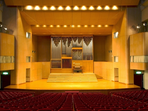 エリザベト音楽大学 のライブ ストリーム