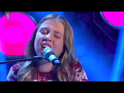 TAJA MAVER - ENKRATNA, NEPONOVLJIVA (NOVI TALENTI V PETEK ZVEČER)