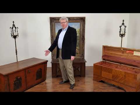 Antique and Vintage Trunks : Explained