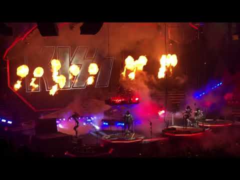 download lagu mp3 mp4 Joe Rogan Viejas Arena, download lagu Joe Rogan Viejas Arena gratis, unduh video klip Joe Rogan Viejas Arena