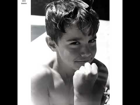 Diyi Berto - Nunca Para Despúes