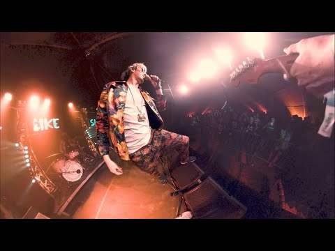 Hot Like Sushi - Famous (Live @ Kulti19)