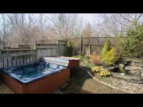 1734 Autumn Crescent