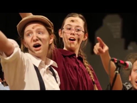 The Trentones   "Annie/Newsies Remix"