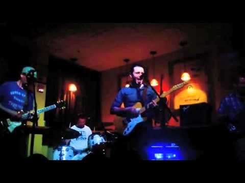 The Nodd LIVE at Burlap and Bean // Eat You Up