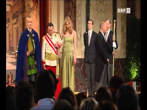 Larissa Marolt in "Wir sind Kaiser"