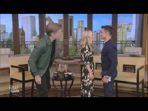 Nikolaj Coster-Waldau and Jennifer Garner Had to Smell Each Other When They First Met