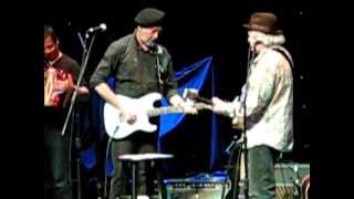 Buddy Miller and Richard Thompson: &quot;Honky-Tonk Blues&quot; and &quot;Keep Your Distance&quot; at Cayamo 2012