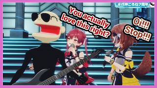 Marine Tried to Seduce Koronesuki Right In Front Korone in Korone's 3D Live