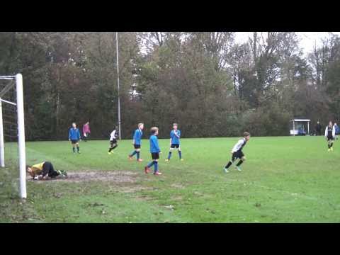 Kolping Boys D3 - Vitesse 22 D2 5de doelpunt Bryan 02-11-2013 (5-1)