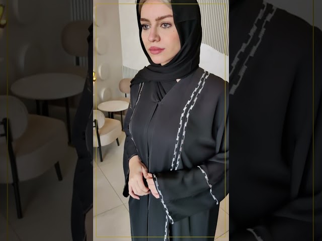 عباية الندى كم مربع بتطريز ابيض