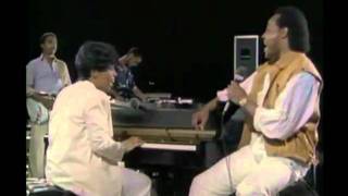 Pebo Bryson and Roberta Flack Tonight I Celebrate My Love