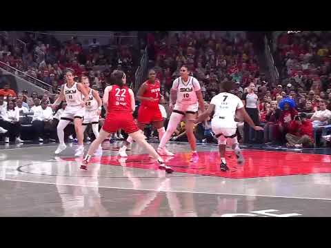 You Won’t Believe This Pass From Caitlin Clark! 🤯🏀💫