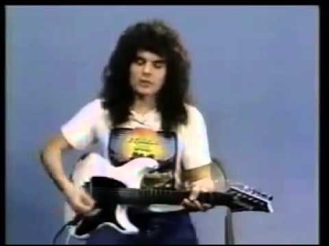 Vinnie Moore: (Hot Licks) Advanced Lead Guitar Techniques - 1990