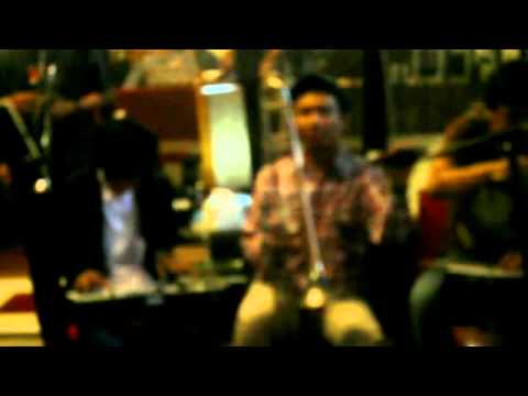 The Ska Banton - Sammy dead (by Eric Monty Moris). 21jan2012.avi