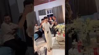 Download lagu lihat yg terakhir #viral #lucu #lucungakak #lucuabis  #bencong #banciviral #kocak #kocakabis #wkwkwk mp3