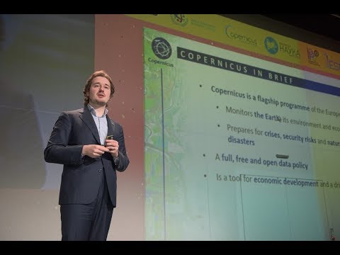 Udrivolf Pica -  Eyes on Earth: The Copernicus Program