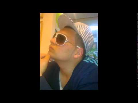 Straatflik TBK & R-omer  - Weet dat ik van je hou