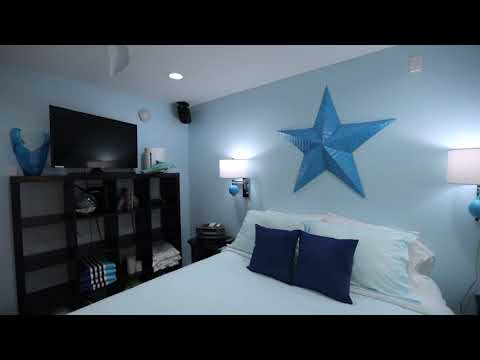 Decadence on the Pacific Ocean