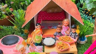 Download lagu Camping in the yard of Ara's house #funny #barbiejowo mp3