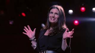 Idina Menzel Performs Funny Girl on GLEE